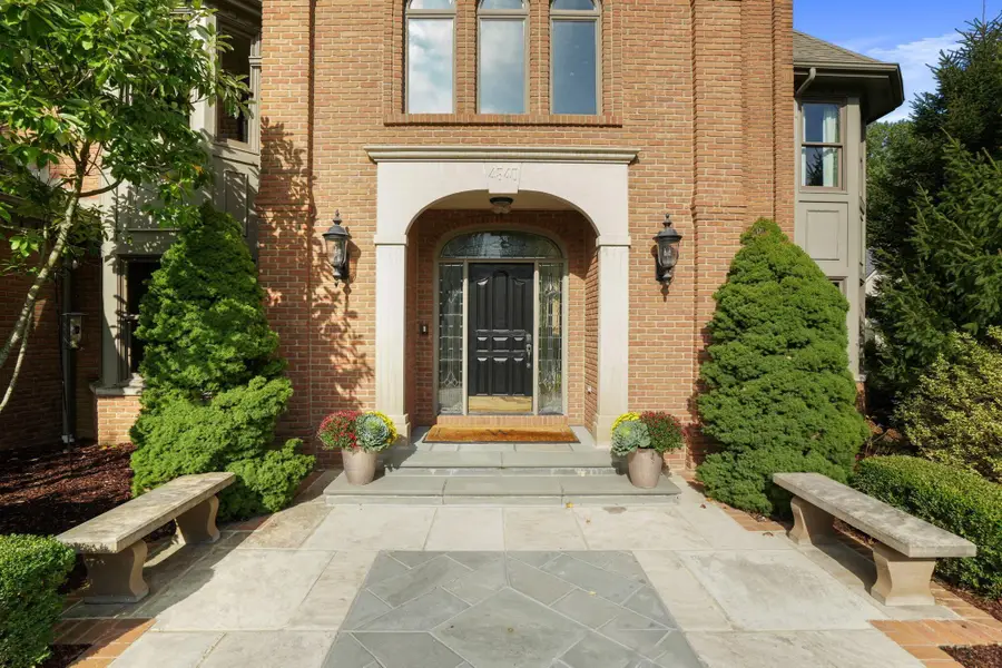 4840 Paddington Way, Powell, OH 43065 - Image #3