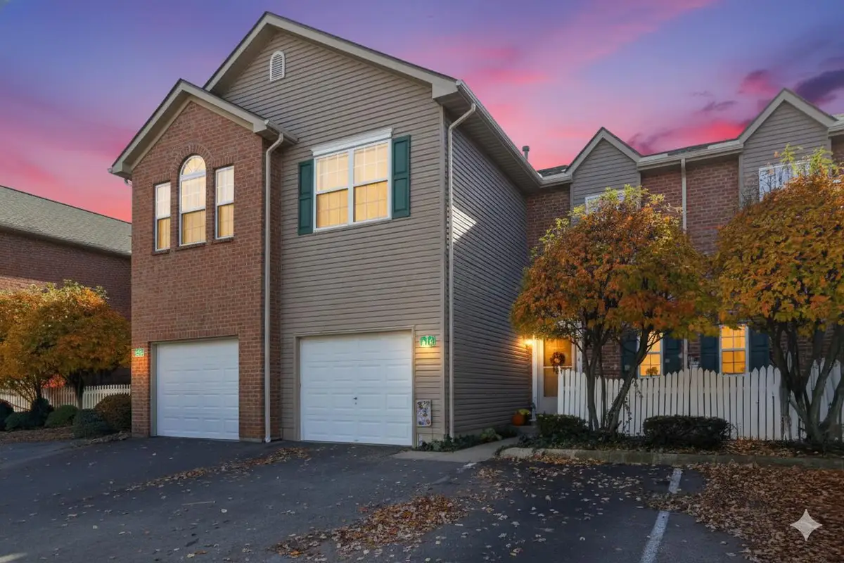 810 Mystic Pointe Drive, Lewis Center, OH 43035 - Image #1