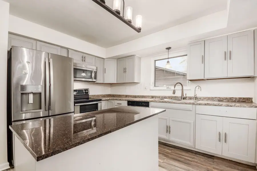 2421 Yates Avenue, Grove City, OH 43123 - Image #2