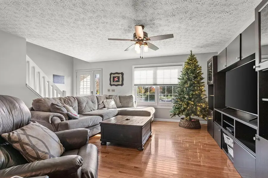 3754 Lake Cumberland Way, Grove City, OH 43123 - Image #3