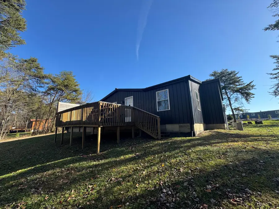 18682 Griffith Road, Logan, OH 43138 - Image #2