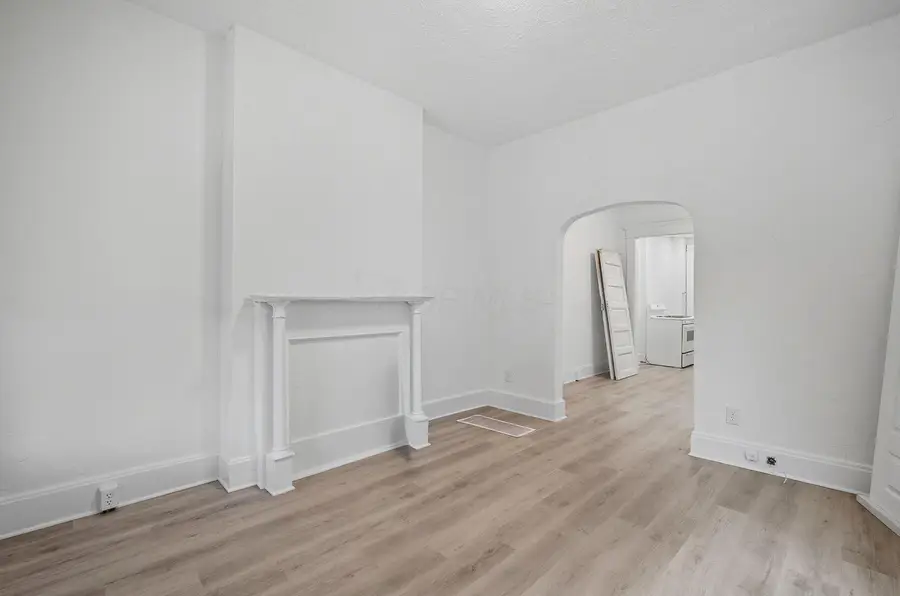 948-950 Mcallister Avenue, Columbus, OH 43205 - Image #2