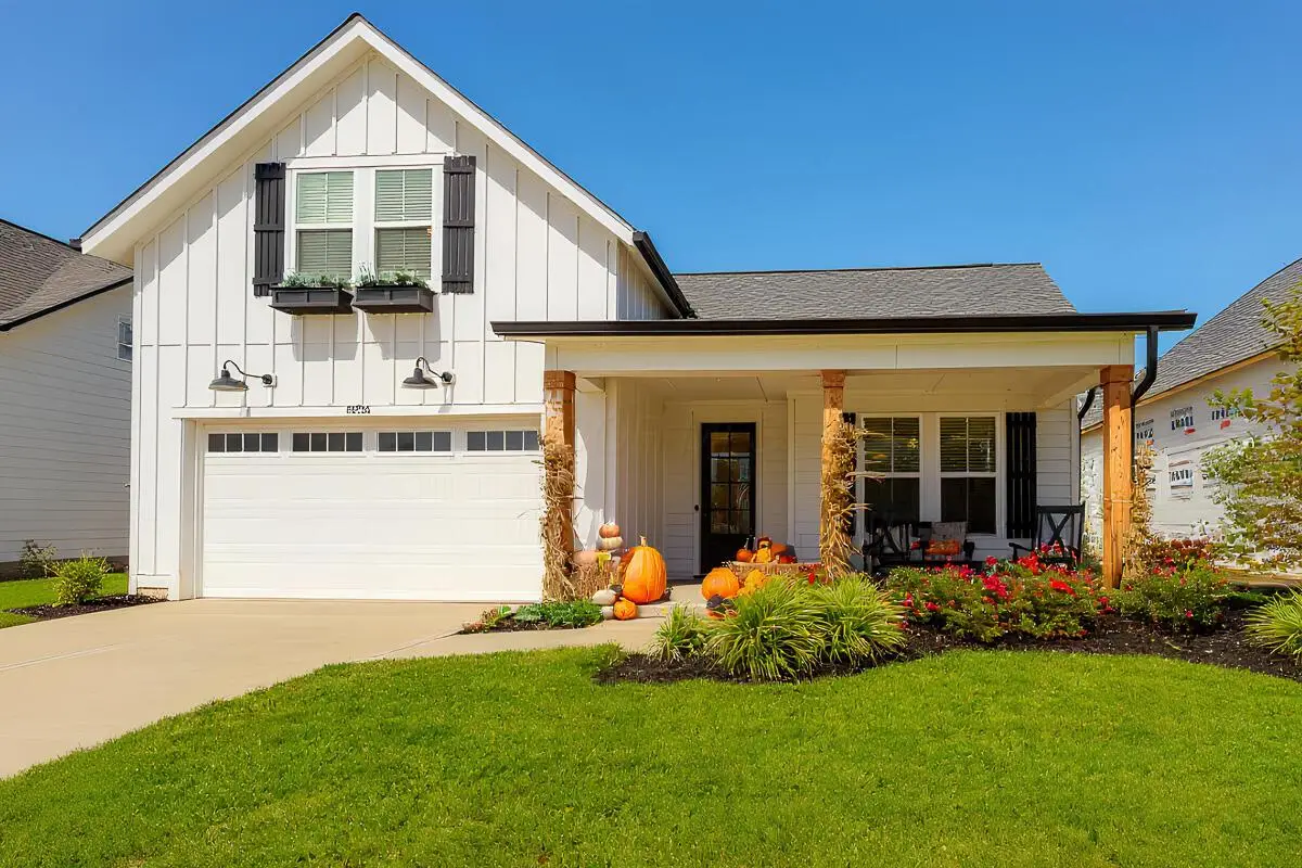 8838 Eliot Drive, Plain City, OH 43064 - Image #1