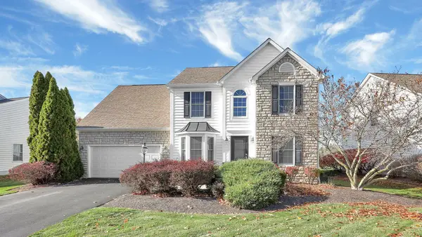 7462 Fairfield Lakes Drive, Powell, OH 43065