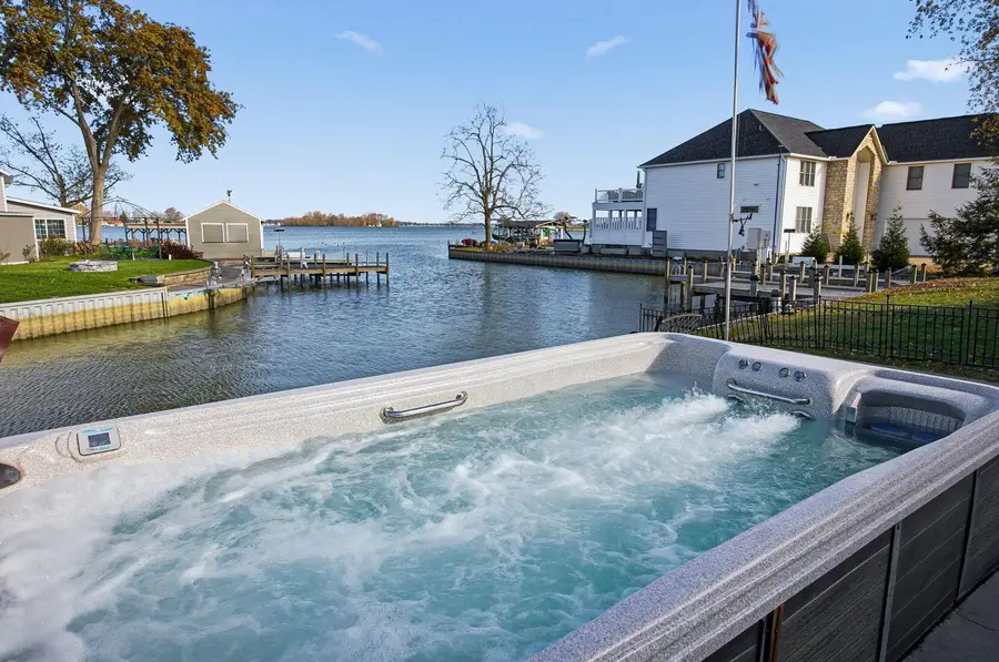 3166 S Bank Road Ne, Millersport, OH 43046 - Image #2