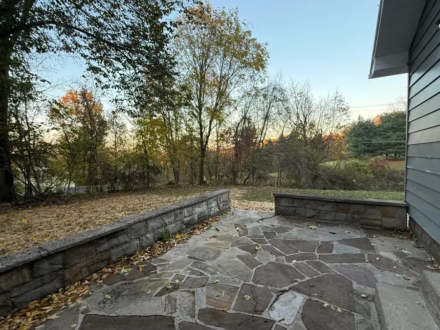 9019 Martinsburg Road, Mount Vernon, OH 43050 - Image #2