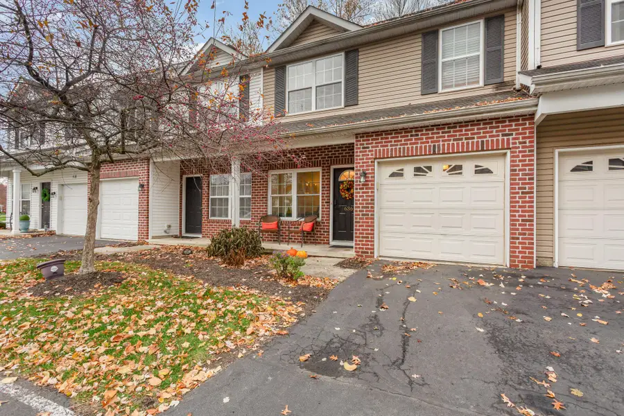 636 Grove Circle, Columbus, OH 43230 - Image #2