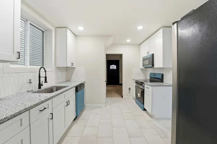 798 E Mithoff Street, Columbus, OH 43206 - Image #3