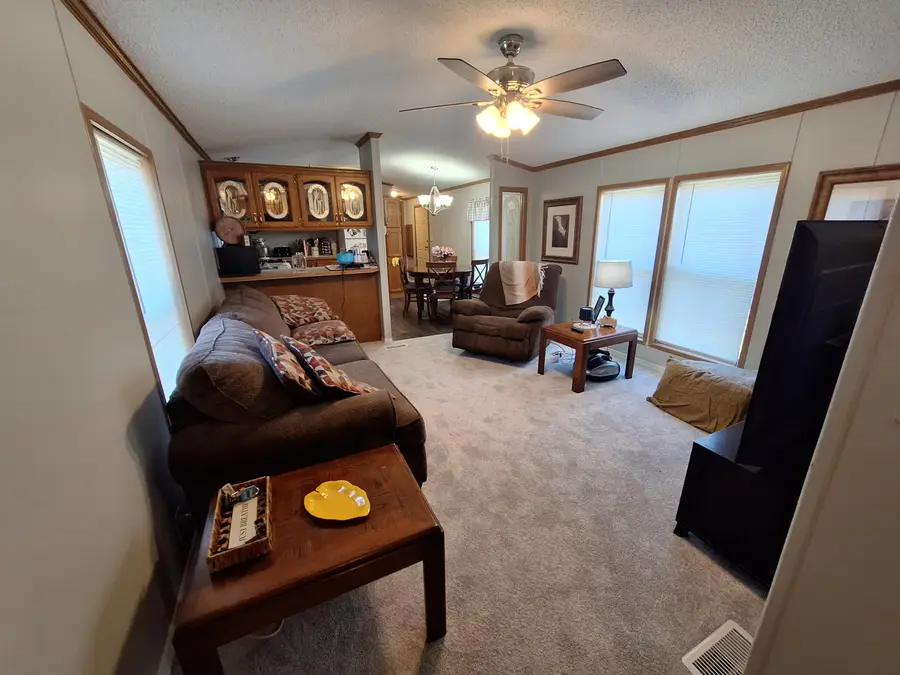 1100 Thornwood Drive Sw, Heath, OH 43056 - Image #3