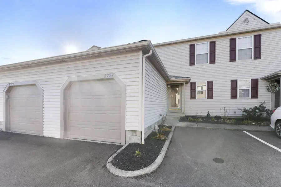 5725 Kilbury Lane, Hilliard, OH 43026 - Image #2