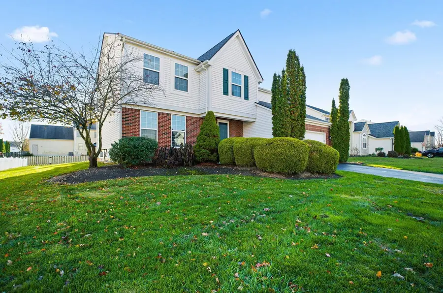 2216 Reeves Avenue, Lewis Center, OH 43035 - Image #2