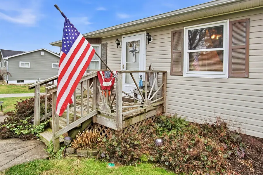 2431 Pinkerton Lane, Zanesville, OH 43701 - Image #2