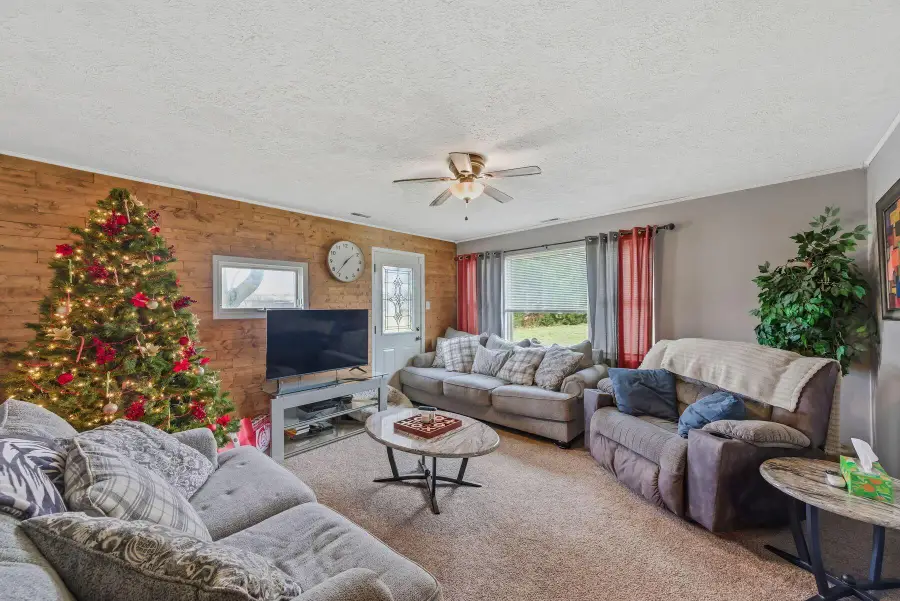 4232 Marion Upper Sandusky Road, Marion, OH 43302 - Image #3