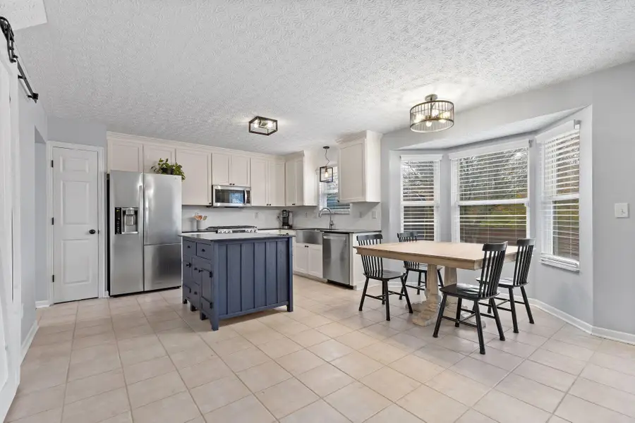 1326 Westwood Drive, Lewis Center, OH 43035 - Image #3