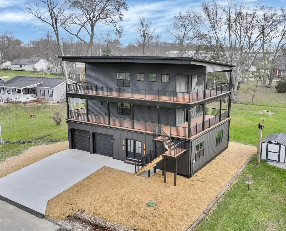 557 Lexington Avenue, Thornville, OH 43076 - Image #1