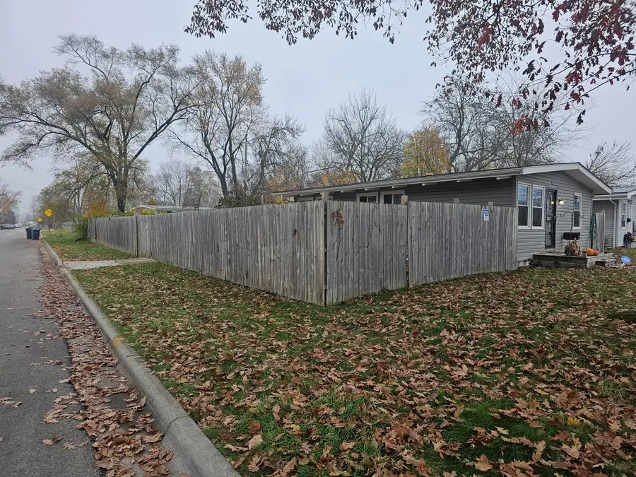 1620 Duxberry Avenue, Columbus, OH 43219 - Image #2