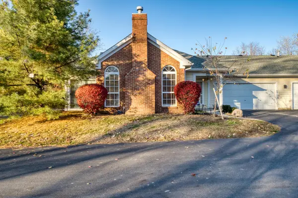 52 Orchard Oak Drive, Blacklick, OH 43004