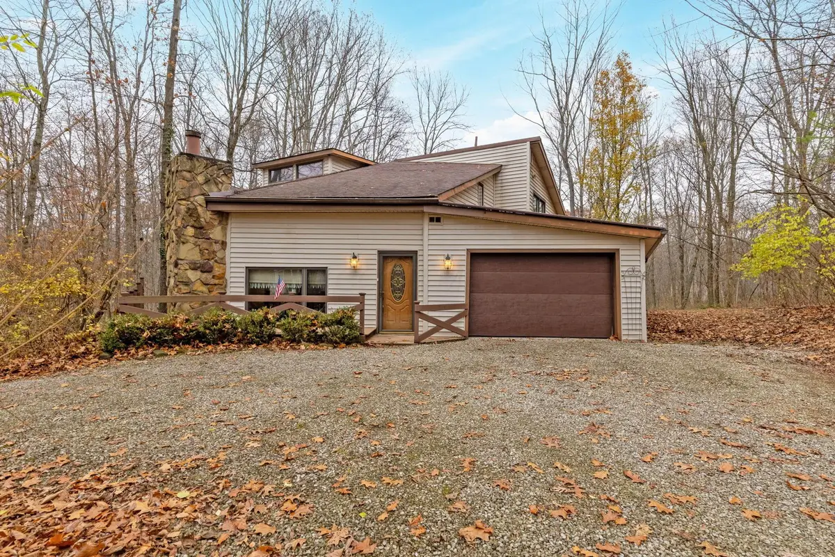 416 Grand Ridge Drive, Howard, OH 43028 - Image #1