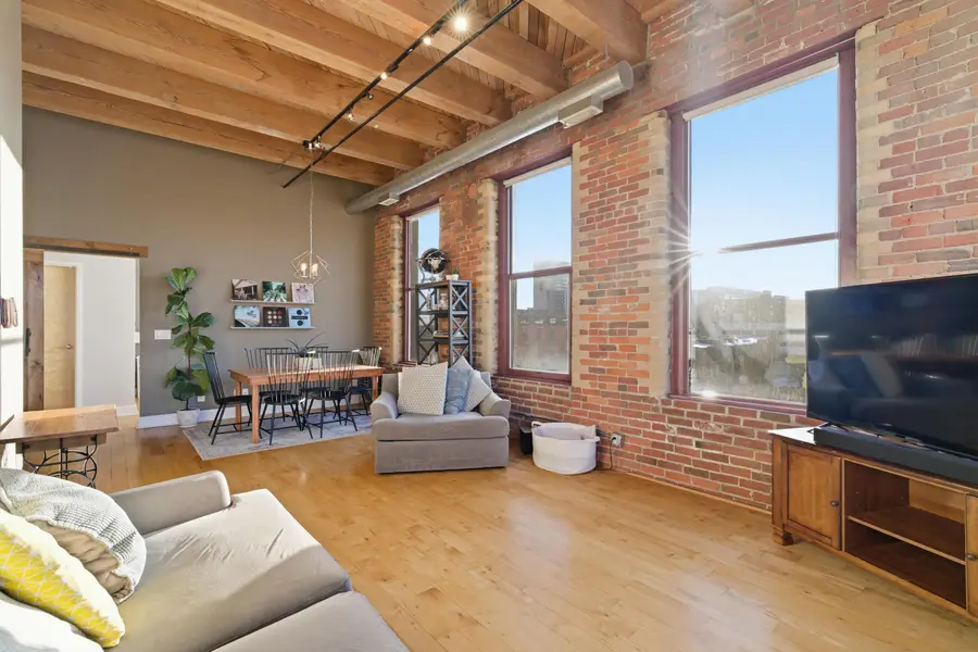 150 E Main Street, Columbus, OH 43215 - Image #2