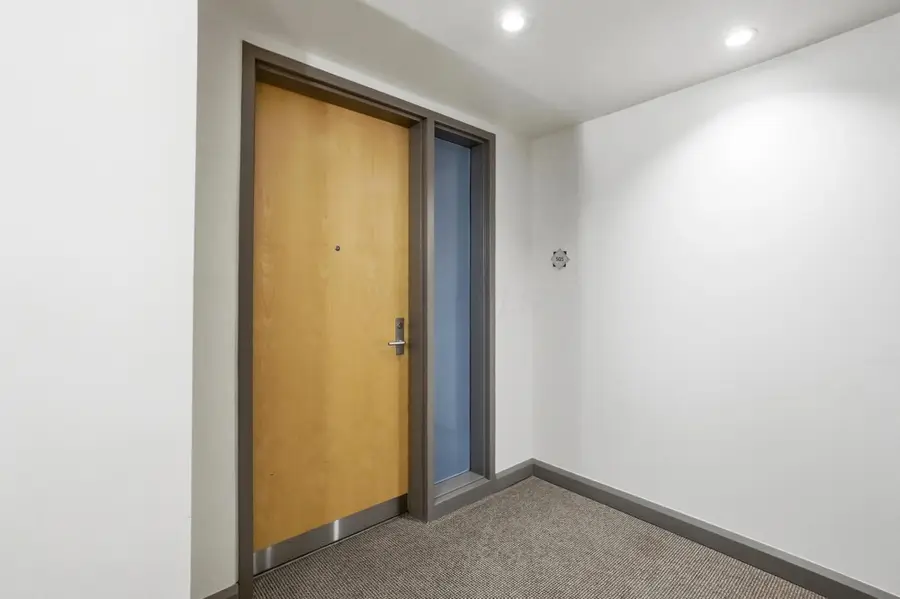 196 S Grant Avenue S, Columbus, OH 43215 - Image #3