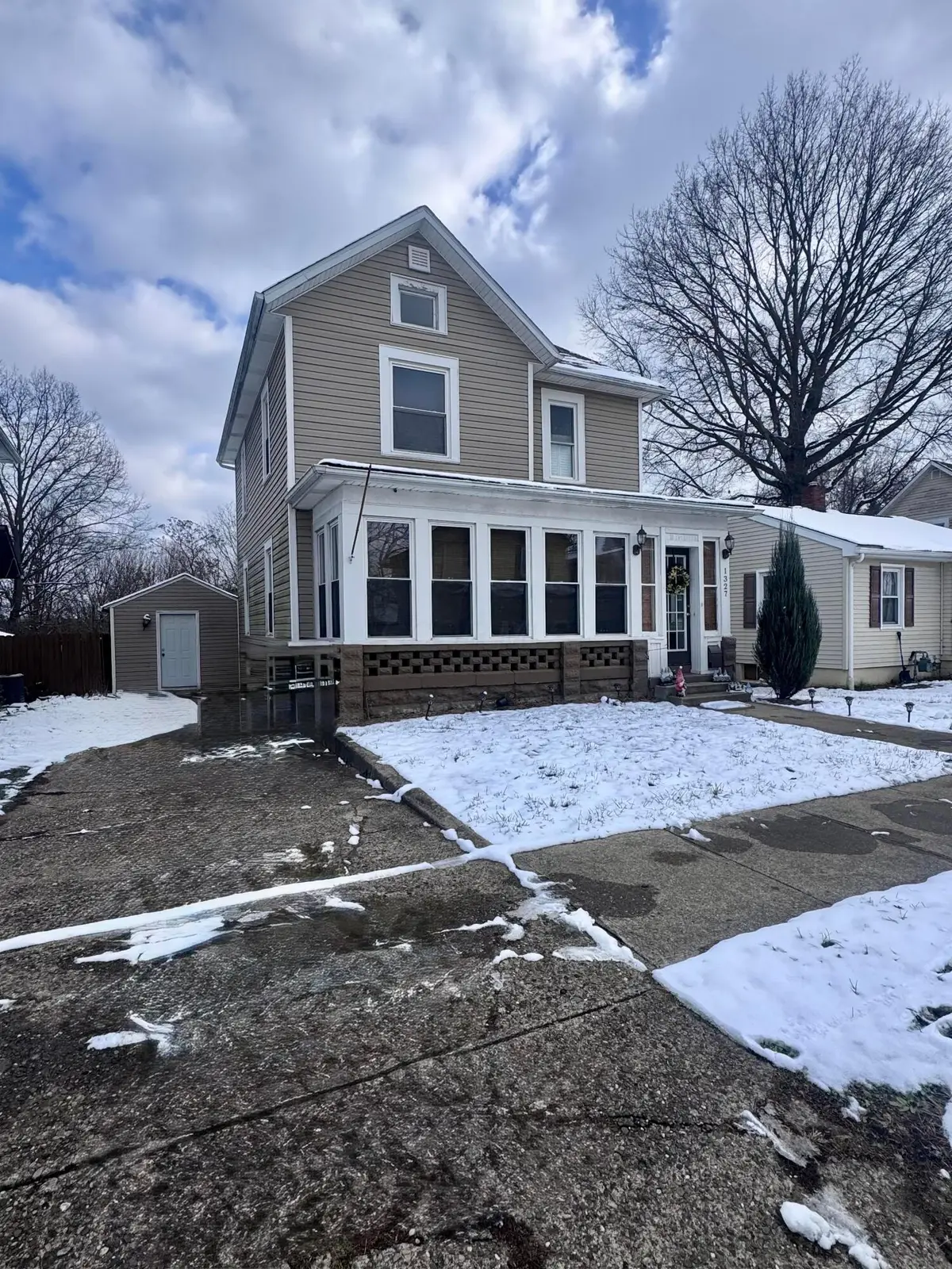 1327 Elm Street, Cambridge, OH 43725 - Image #1