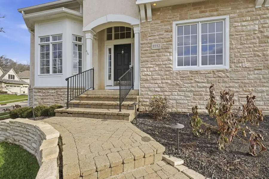 8552 Misty Woods Circle, Powell, OH 43065 - Image #3