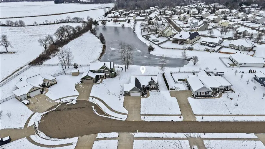 42 Fieldcrest Drive, Centerburg, OH 43011 - Image #3