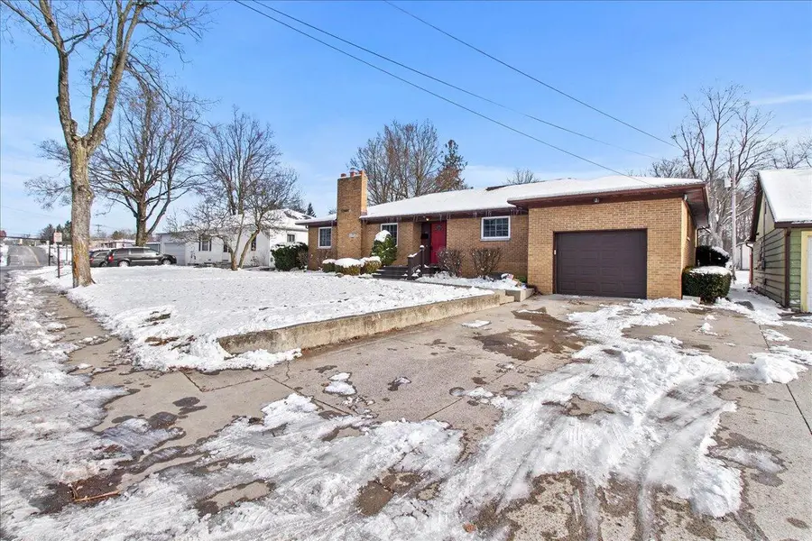 216 N Hayes Street, Bellefontaine, OH 43311 - Image #3