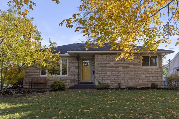 2047 Langham Road, Upper Arlington, OH 43221