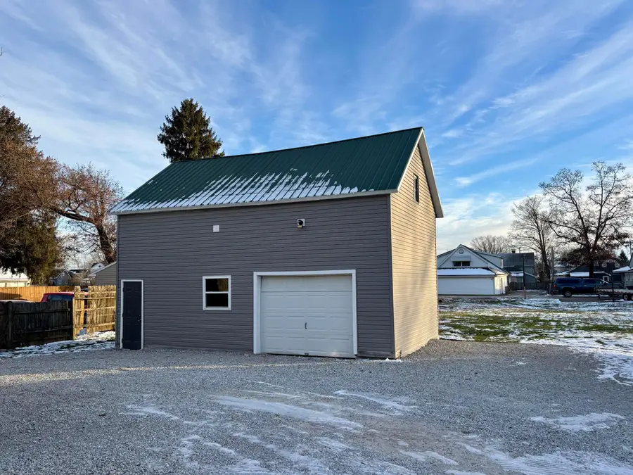 242 Newark Road, Mount Vernon, OH 43050 - Image #3