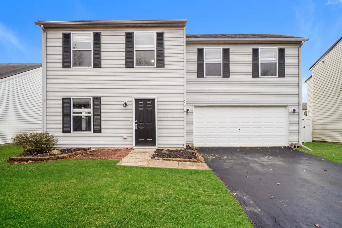 7523 Canal Highlands Boulevard, Canal Winchester, OH 43110 - Image #1