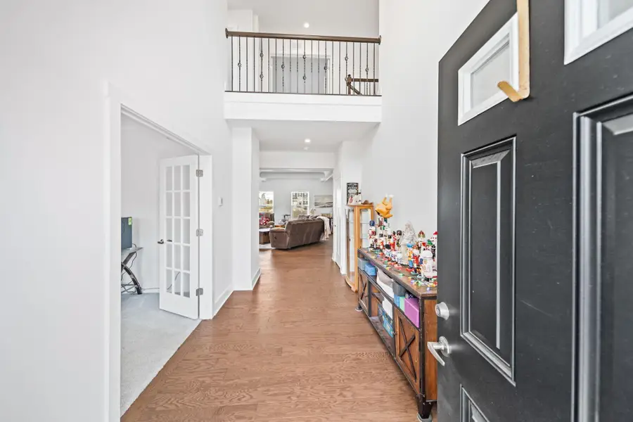 507 Walker Pointe Drive, Commercial Point, OH 43116 - Image #3