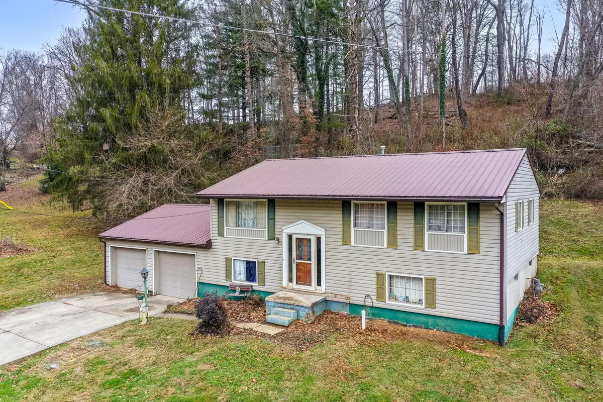 770 W Marietta Road Se, Bremen, OH 43107 - Image #1