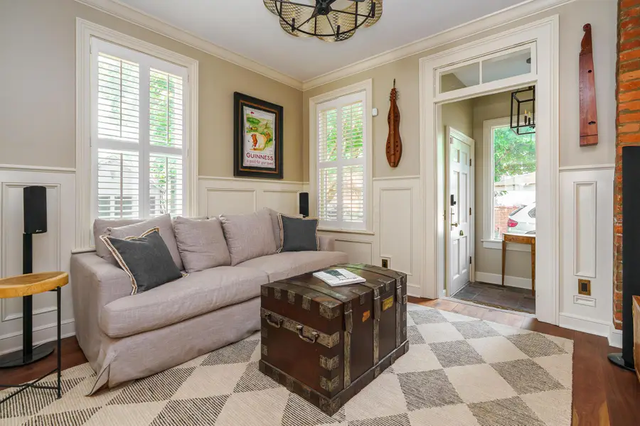 33 E Frankfort Street, Columbus, OH 43206 - Image #3