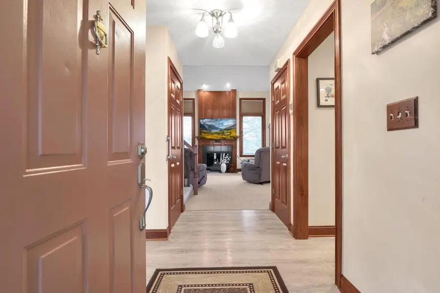 235 E Hocking Street, Canal Winchester, OH 43110 - Image #2