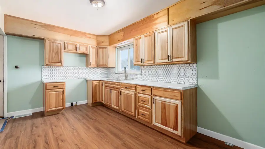 211 W 4th Street, Frazeysburg, OH 43822 - Image #2