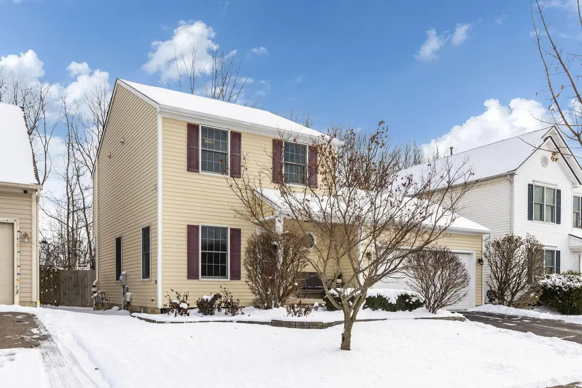 8750 Woodwind Drive, Lewis Center, OH 43035 - Image #1