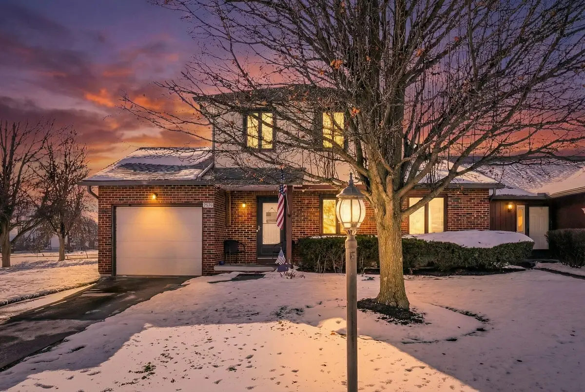 2371 Parkview Drive, Grove City, OH 43123 - Image #1