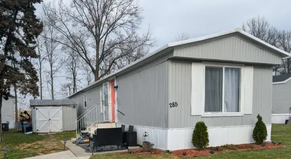 285 Walnut Boulevard, Lewis Center, OH 43035