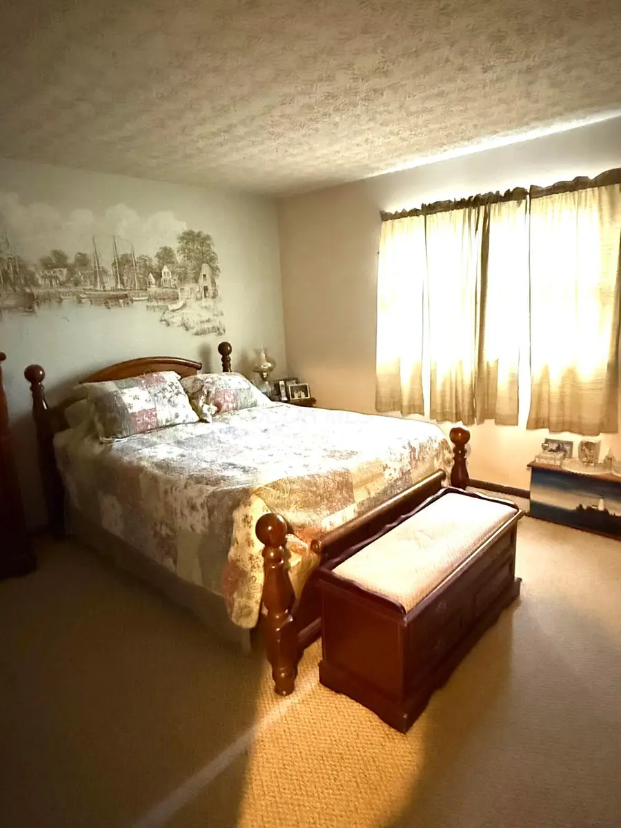 3950 Alton Darby Creek Road, Hilliard, OH 43026 - Image #2