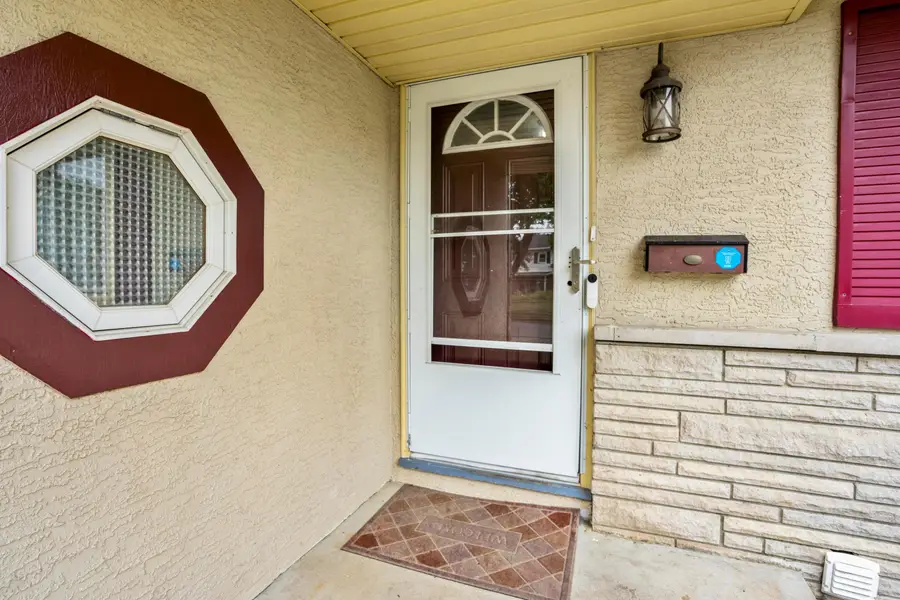 5733 Satinwood Drive, Columbus, OH 43229 - Image #2