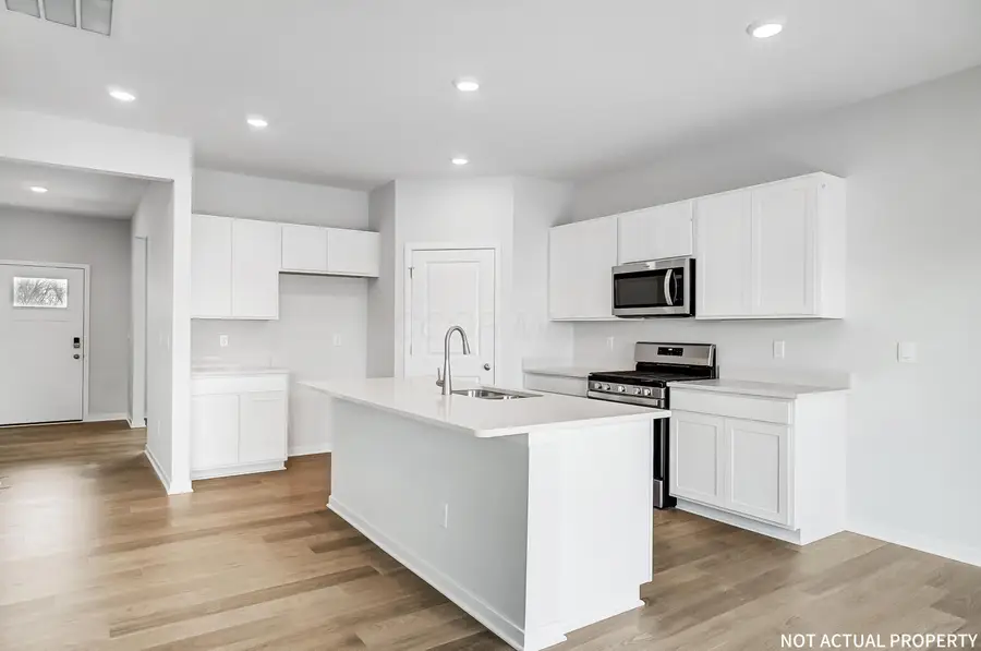 1057 Sherwood Loop, Bellefontaine, OH 43311 - Image #2