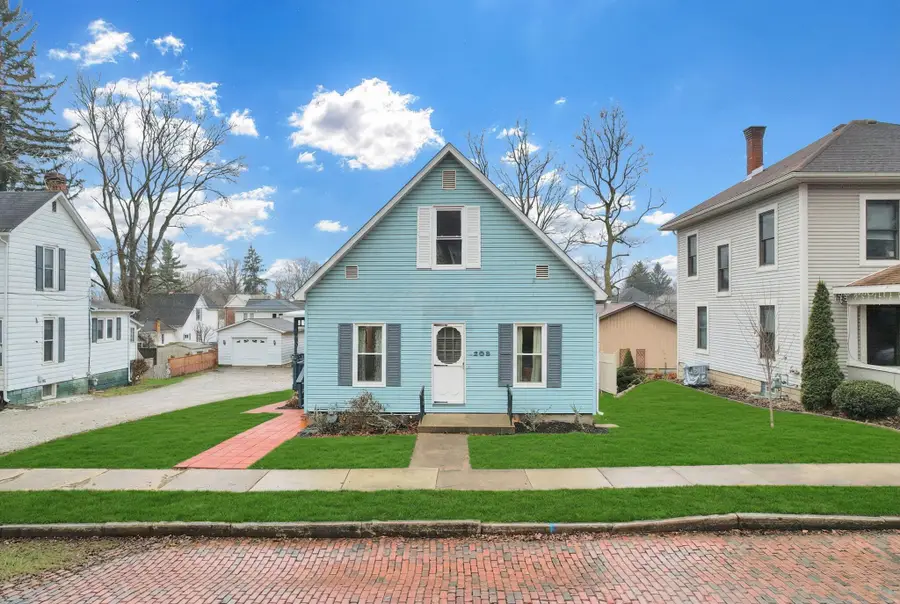 208 E Burgess Street, Mount Vernon, OH 43050 - Image #3