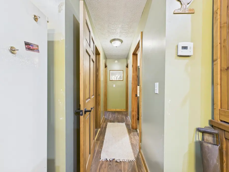 990 Royma Road Ne, Corning, OH 43730 - Image #3