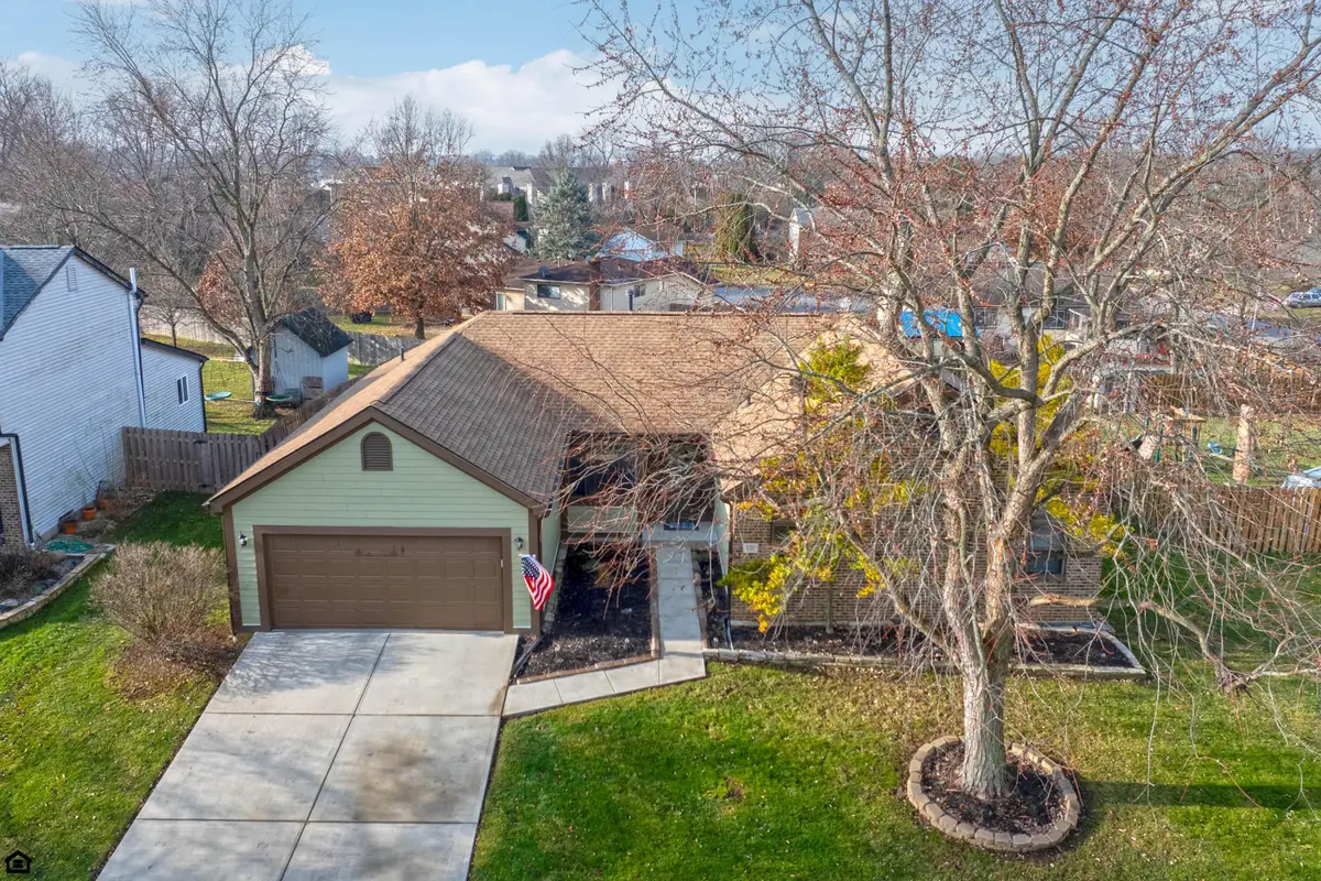 701 Hunters Run, Gahanna, OH 43230 - Image #1