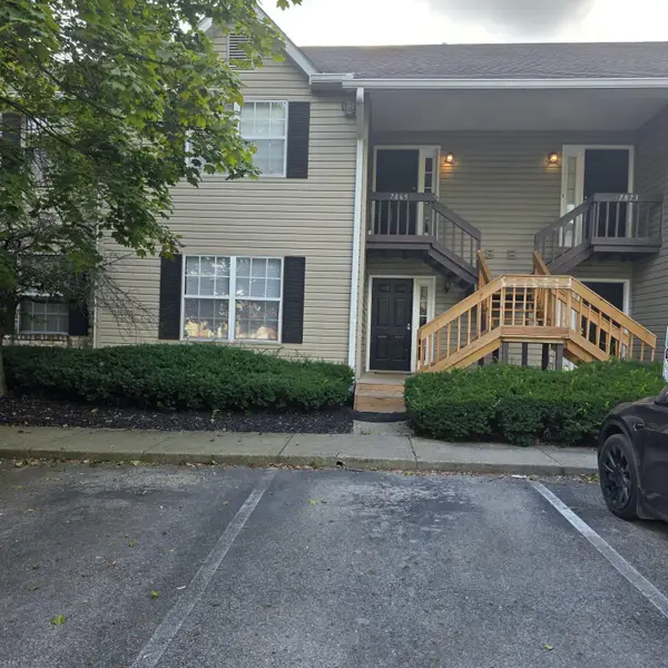 7871 Thornfield Lane, Columbus, OH 43235