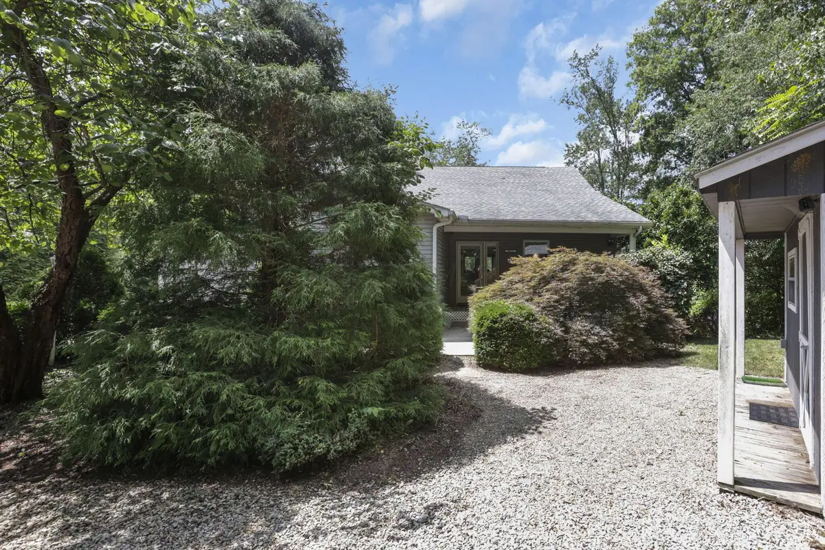 3073 Meadowbrook Drive Ne, Lancaster, OH 43130 - Image #1