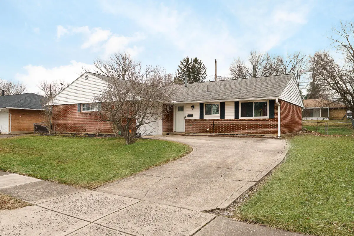 6328 Roselawn Avenue, Reynoldsburg, OH 43068 - Image #1