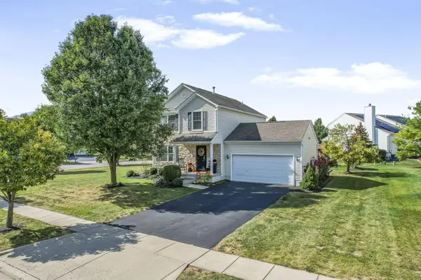 3225 Weeping Spruce Drive, Grove City, OH 43123