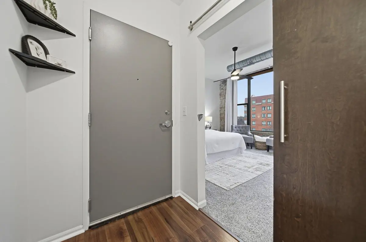 78 E Chestnut Street, Columbus, OH 43215 - Image #1